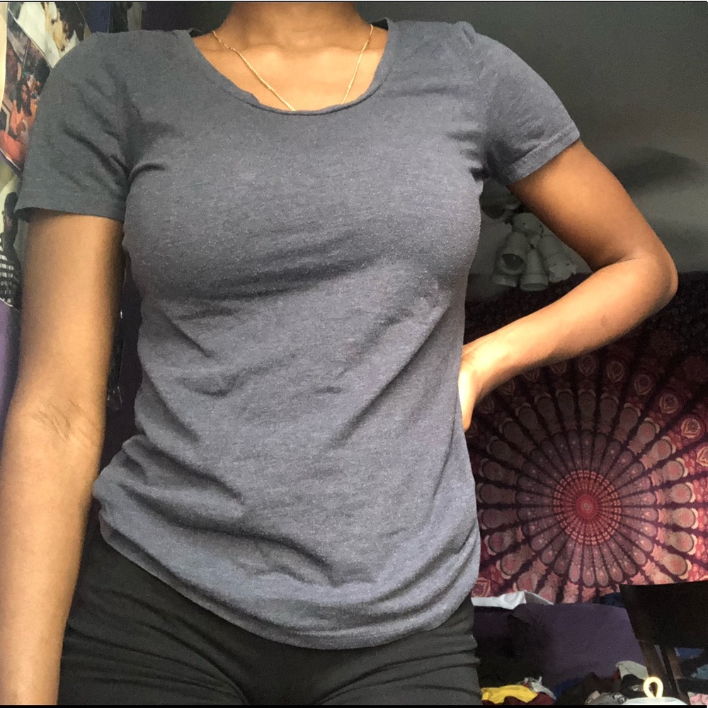 basic h&m navy blue tee